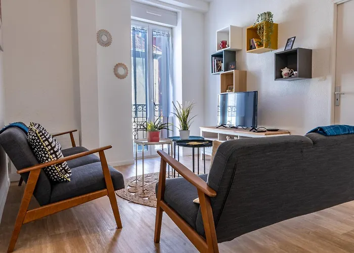 Capstay Le Lys - - Centre - Serenity לורדה